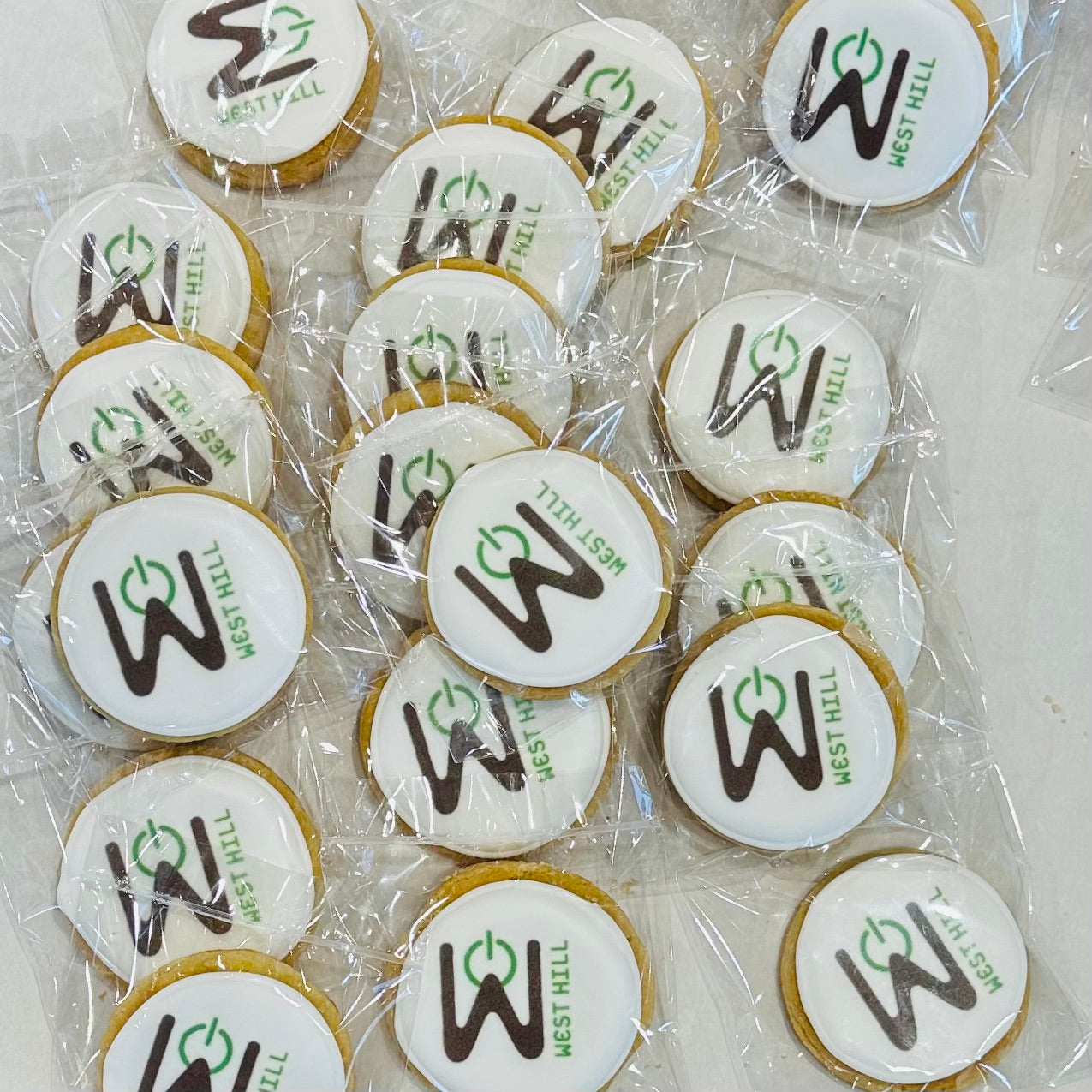 MINI Circle Logo Cookie w/"Live Preview"--12 Count