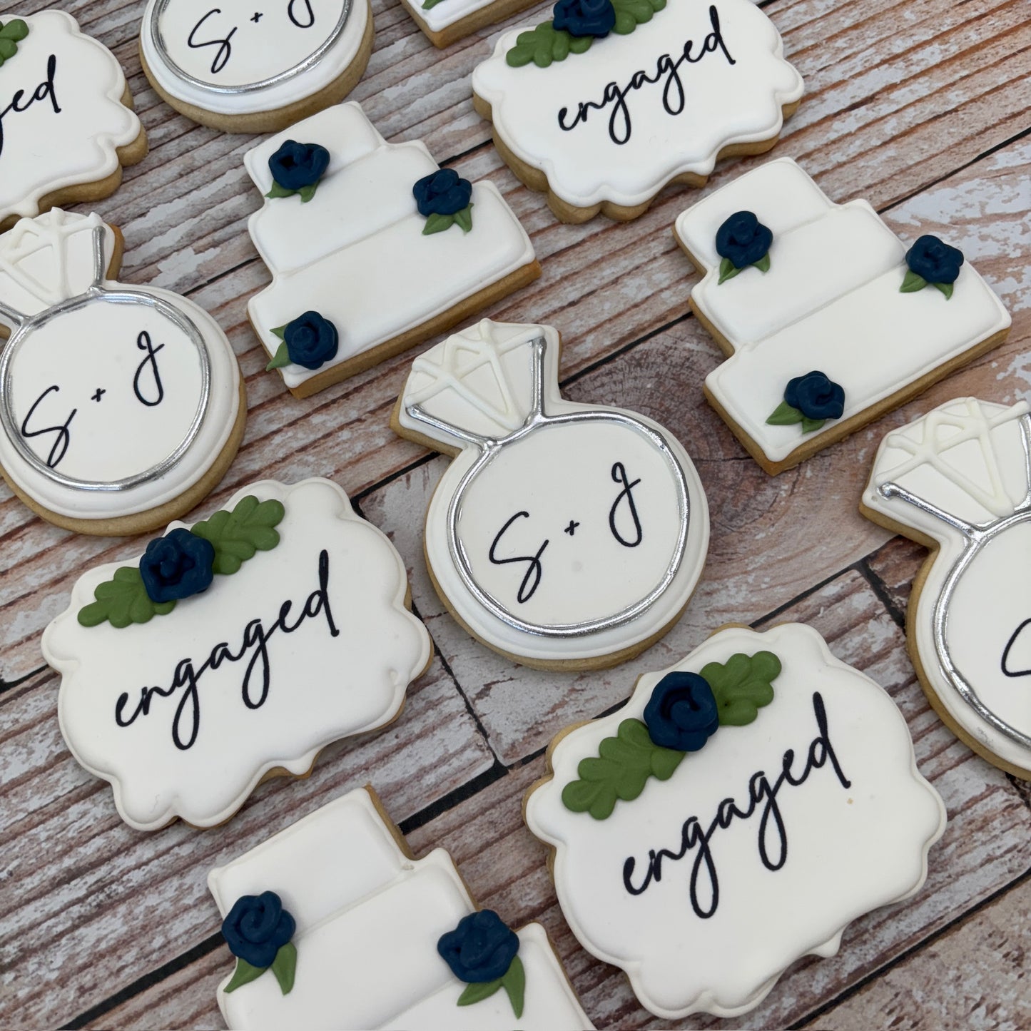 Hand Decorated Engagement Wedding Rings w/monogram Engagement Rings in Gold or Silver, Plaque, Wedding Cake--12 Count