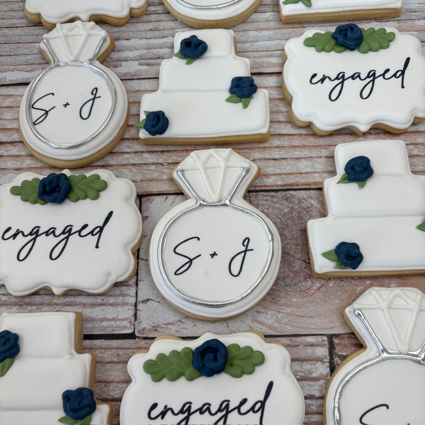 Hand Decorated Engagement Wedding Rings w/monogram Engagement Rings in Gold or Silver, Plaque, Wedding Cake--12 Count